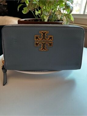 Tory Burch Dusty Blue Zip-Around Wallet with Gold Logo
